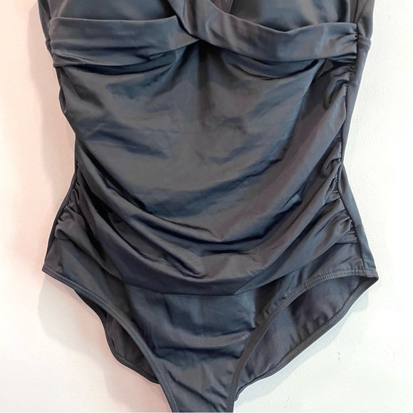 Swimsuits For All Twist Front V-Neck One Piece Swimsuit - Picture 4 of 13